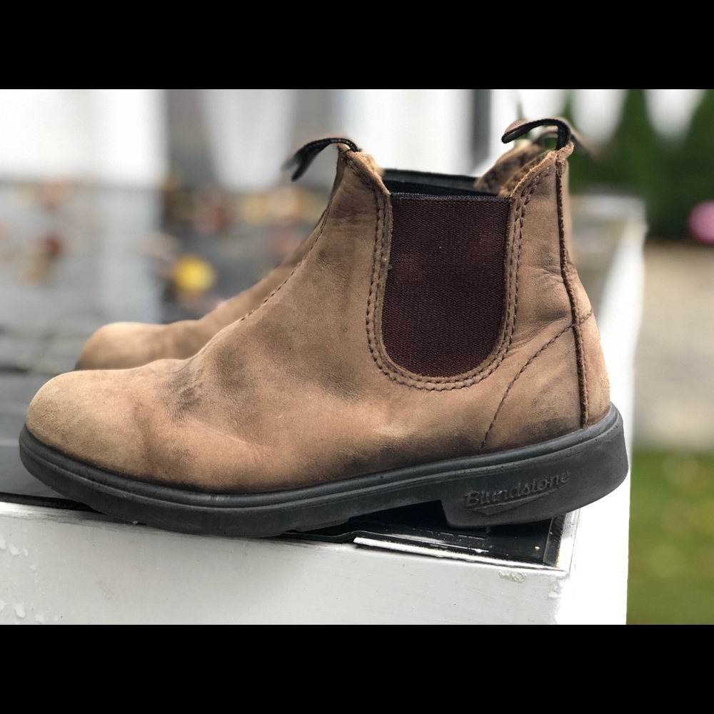 Kids Blundstone boots. Kids Blunnies.
